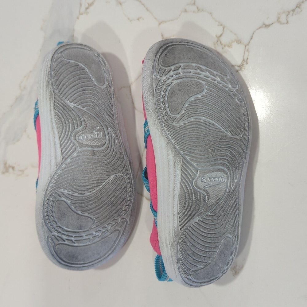 SPEEDO Water Shoes M (7-8) - Picture 5 of 6